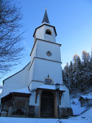 Wallfahrtskirche Werfenweng, Eingangsseite.JPG