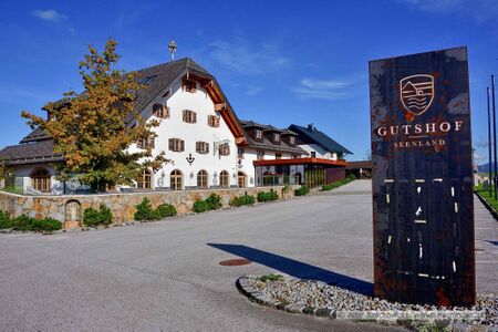 2024 10 06 Seekirchen Kothgumprechting Gutshof Seenland 03.jpg