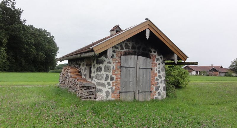 Datei:Dörrofen beim Bauerernmuseum.jpg