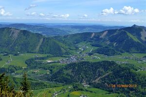 Ochsenberg, Ausblick in Richtung Faistenau 038.jpg