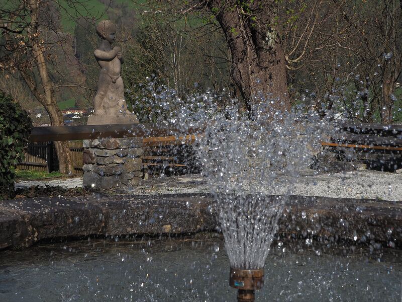 Datei:Sankt Johann Brunnenpark 01.jpg