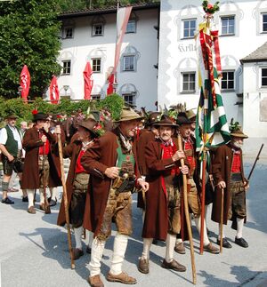 Sturmlöda mit Fahne in Oberau.jpg