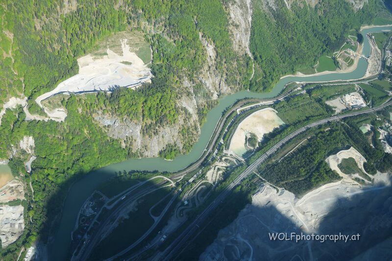 Datei:Werfen Sulzau Flusskraftwerk Stegenwald.jpg