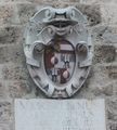 Wappen am Kirchturm.jpg