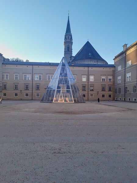 Datei:Domplatz-Februar-2022.jpg