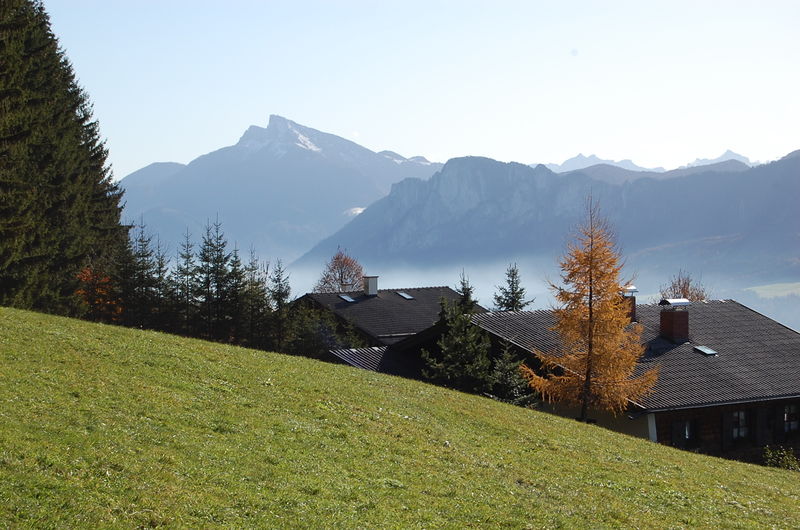 Datei:Mondseeblick v. Rauchenschwandt.jpg