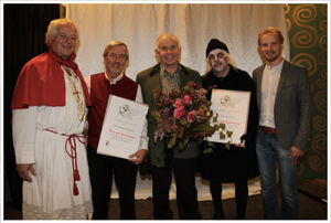 Ehrung im Theater Anthering Nov. 2013.png