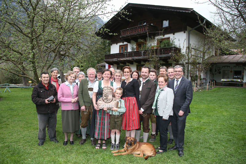 Datei:Grundackergut.jpg