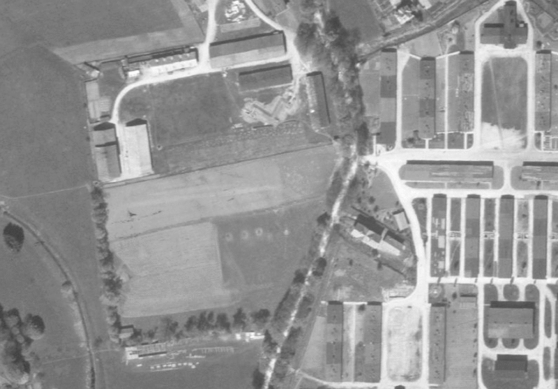 Datei:Sportplatz Hellbrunn.gif