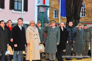 Angelobung 2015 in Neumarkt am Wallersee 77.jpg