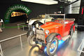 Automobilausstellung Großglockner Hochalpenstraße.jpg