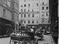Hagenauerplatz Hotel Goldene Krone Mozart Geburtshaus.jpg