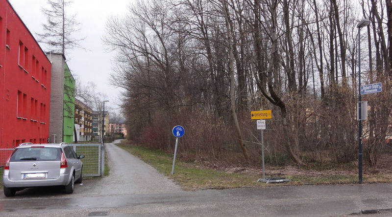 Datei:Robert-Stolz-Promenade.jpg