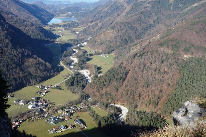 Datei:DSC01204 Talblick nach Hintersee.jpg