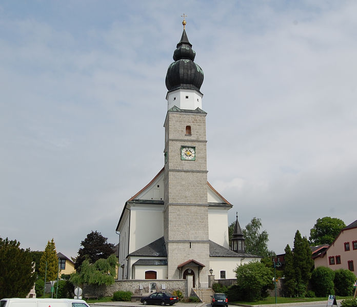 Datei:Pfarrkirche Eugendorf DSC 0026.JPG