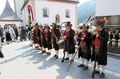 Aufstellung der Sturmlöder bei einem Fest in Oberau.jpg