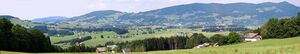 Mondseelandpanorama aus Schobernähe.jpg
