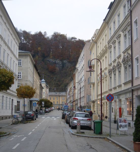 Datei:Wolf-Dietrich-Straße.jpg