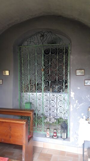 Außerklingelbergkapelle St. Veit im Pongau Innenansicht.jpg