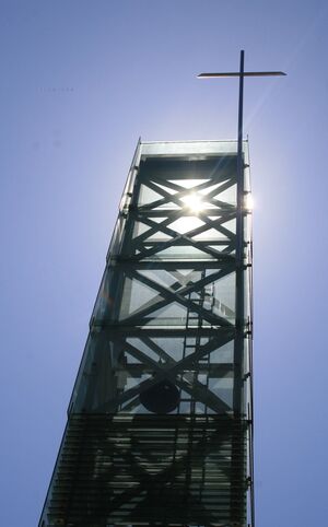 Auferstehungskirche 3.jpg