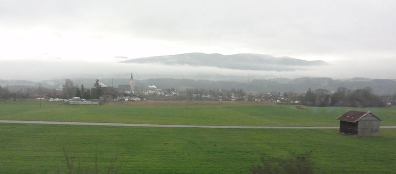 Datei:Teisendorf im Dezembernebel.jpg