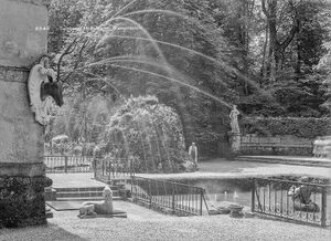 Wasserspiele Hellbrunn Sternweiher Sammlung Risch-Lau.jpg