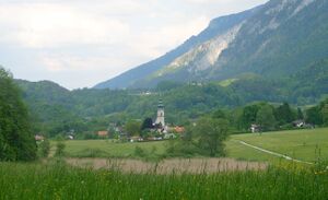 Blick von Bayerisch-Gmain nach Großgmain.jpg
