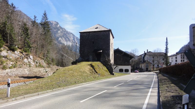 Datei:Hallthurm in Bischofswiesen, Westansicht.jpg