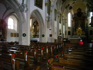 Aspach, Pfarrkirche innen.jpg