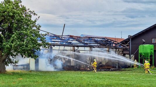Großbrand in Berndorf bei Salzburg im Juli 2023 04.jpg