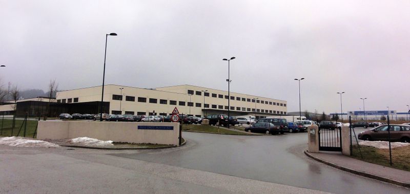 Datei:Sony Thalgau, Einfahrt.jpg