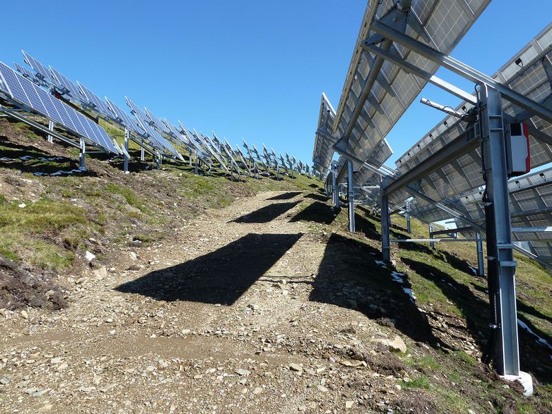 Datei:Photovoltaik, Wildkogel.jpg