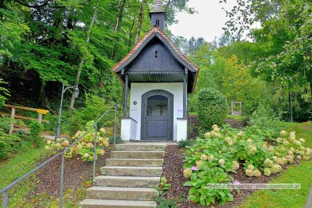 2025 09 10 Hubertuskapelle Schloss Fuschl 02.jpg