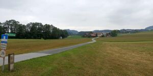 Kornbichlweg (Eugendorf).JPG