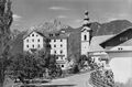 Großgmain Wallfahrtskirche Hotel Vötterl.jpg