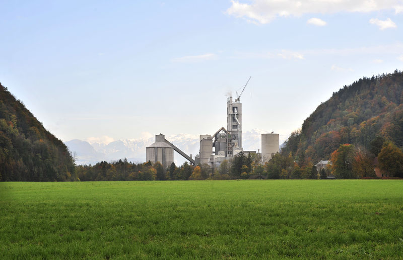 Datei:Leube Gesamtansicht 2010.jpg