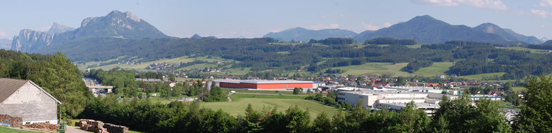 Datei:Enzersbergpanorama v.jpg