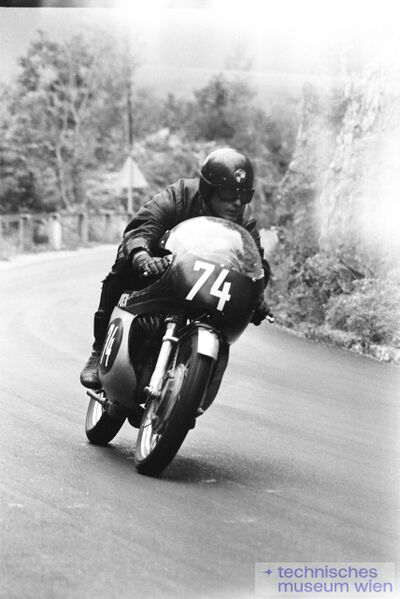 Datei:Gaisbergrennen 1967 Alois Hofer.jpg
