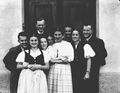 Franz Wasner und die Trapp Familie in Aigen 1935.jpg