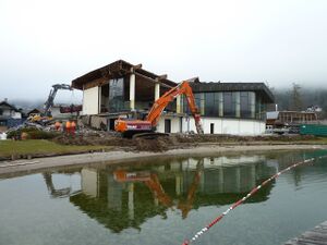 Hallenbad St. Gilgen vor dem Abbruch.jpg