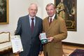 Reinhold Mayer Bezirkshauptmann Landeshauptmann Wilfried Haslauer junior 2016.jpg