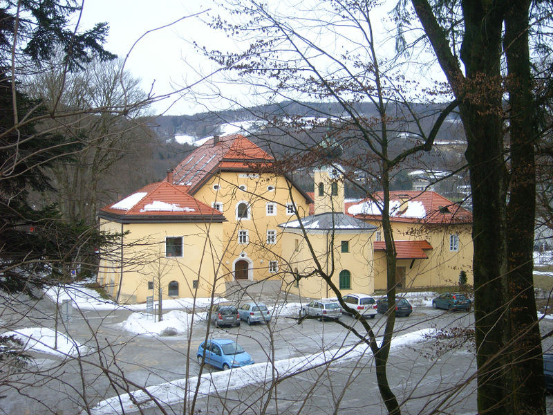 Datei:Schlossblick zur Meierei.jpg