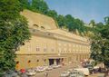 Festspielhäuser Farbe mit Pkw.jpg
