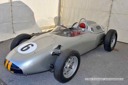 Legends Grand Prix Salzburgring Rennwagen 02.jpg