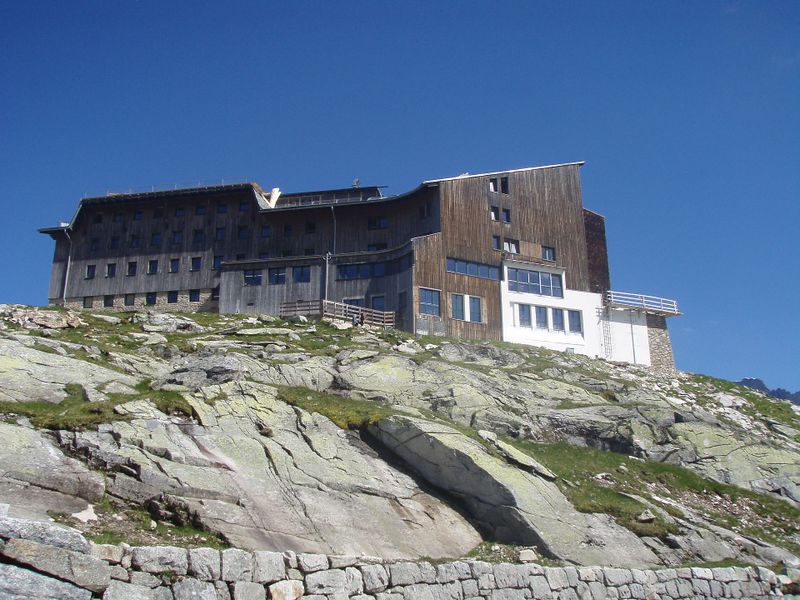Datei:Rudolfshütte Weißsee.jpg