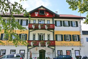 Seeham Dorfwirt Eberl.JPG