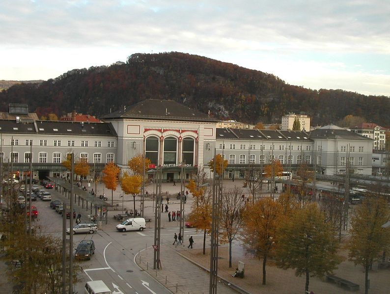 Datei:Bürgerzentrumblick 2003.jpg