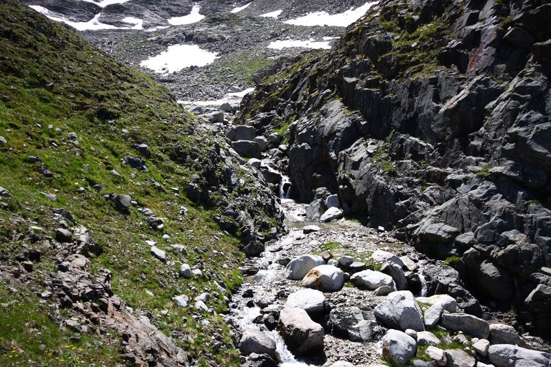 Datei:Gletscherbach radhaus 04638 2013-08-01.jpg