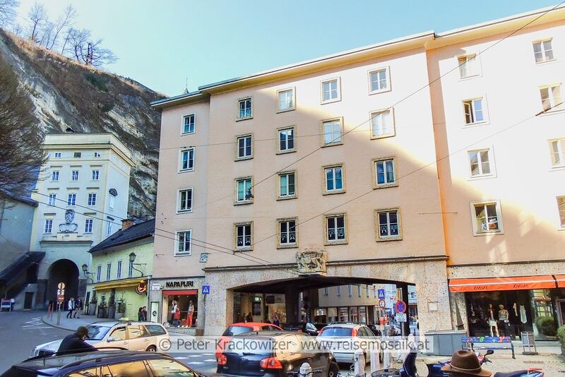 Datei:Griesgassendurchbruch Salzburg Maerz 2014.jpg