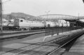 Fußgängerbrücke am Salzburger Hauptbahnhof 1979.jpg